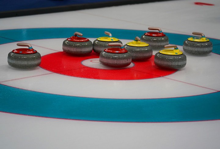 Le curling, c'est un peu la pétanque sur glace