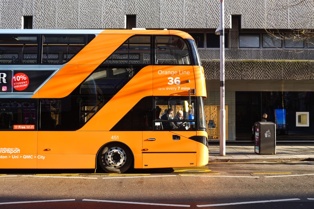 méthanisation : bus de ville roulant au biogaz